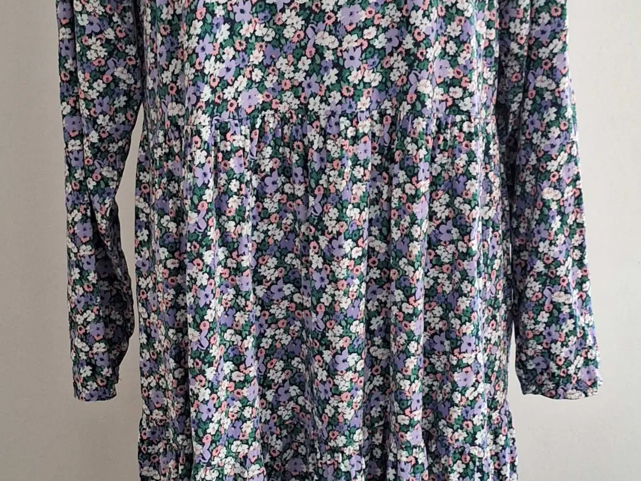 Billede 1 - Pieces kjole str. L