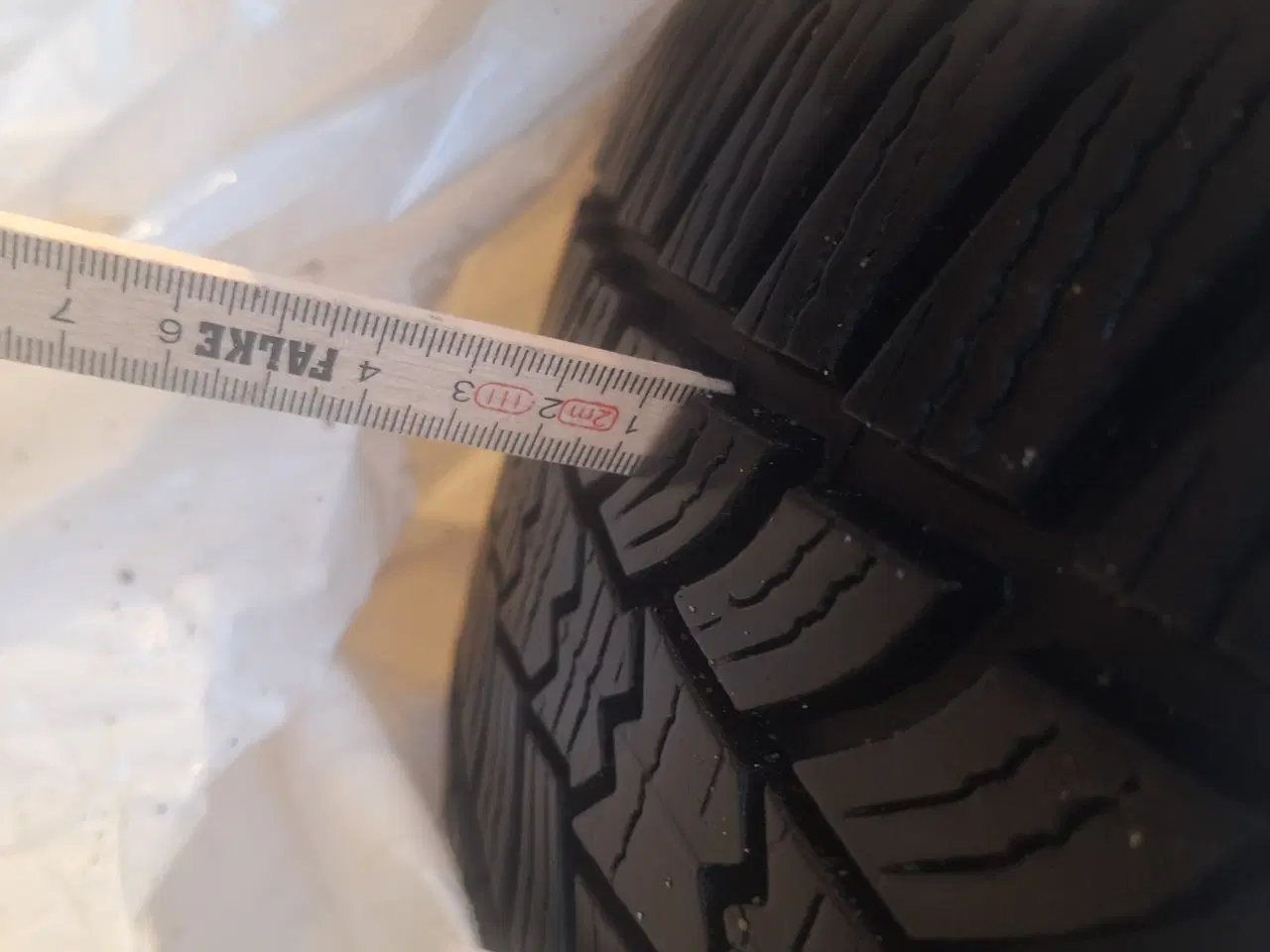 Billede 3 - 215/60-16 Vinter 75-80% mønster.