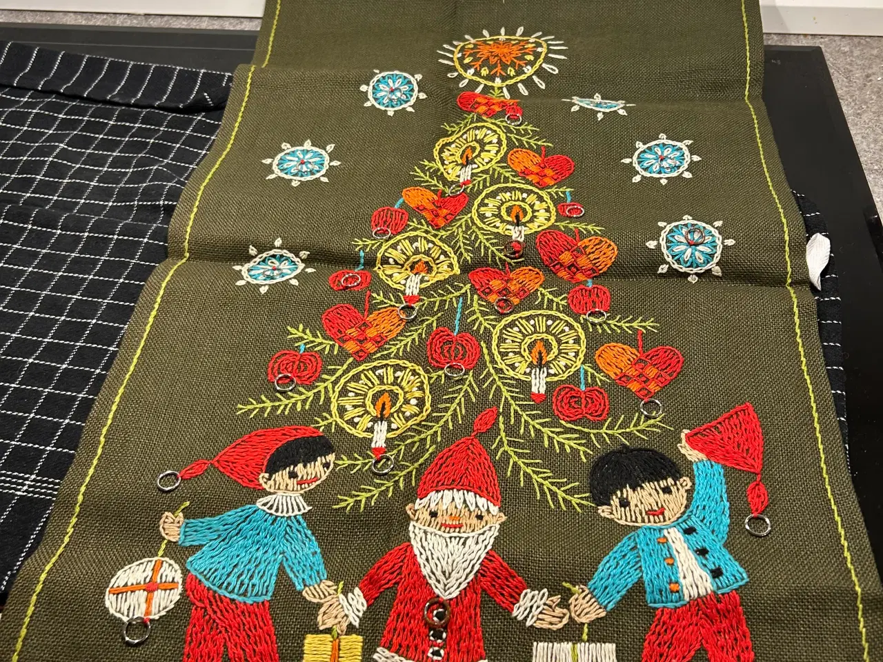 Billede 17 - Julebroderi 