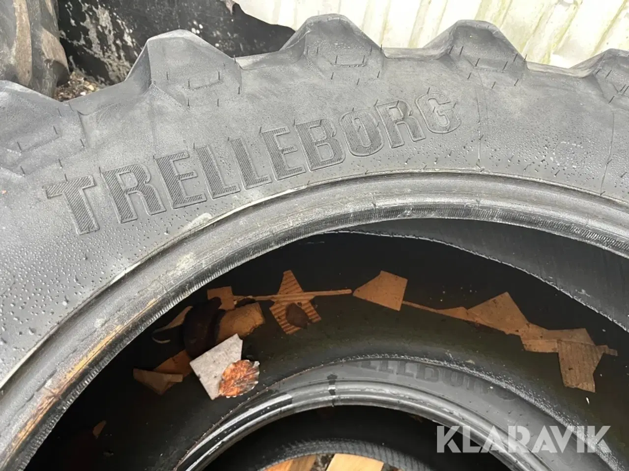 Billede 6 - Traktordæk Trelleborg 480/65R28 - 2 styk