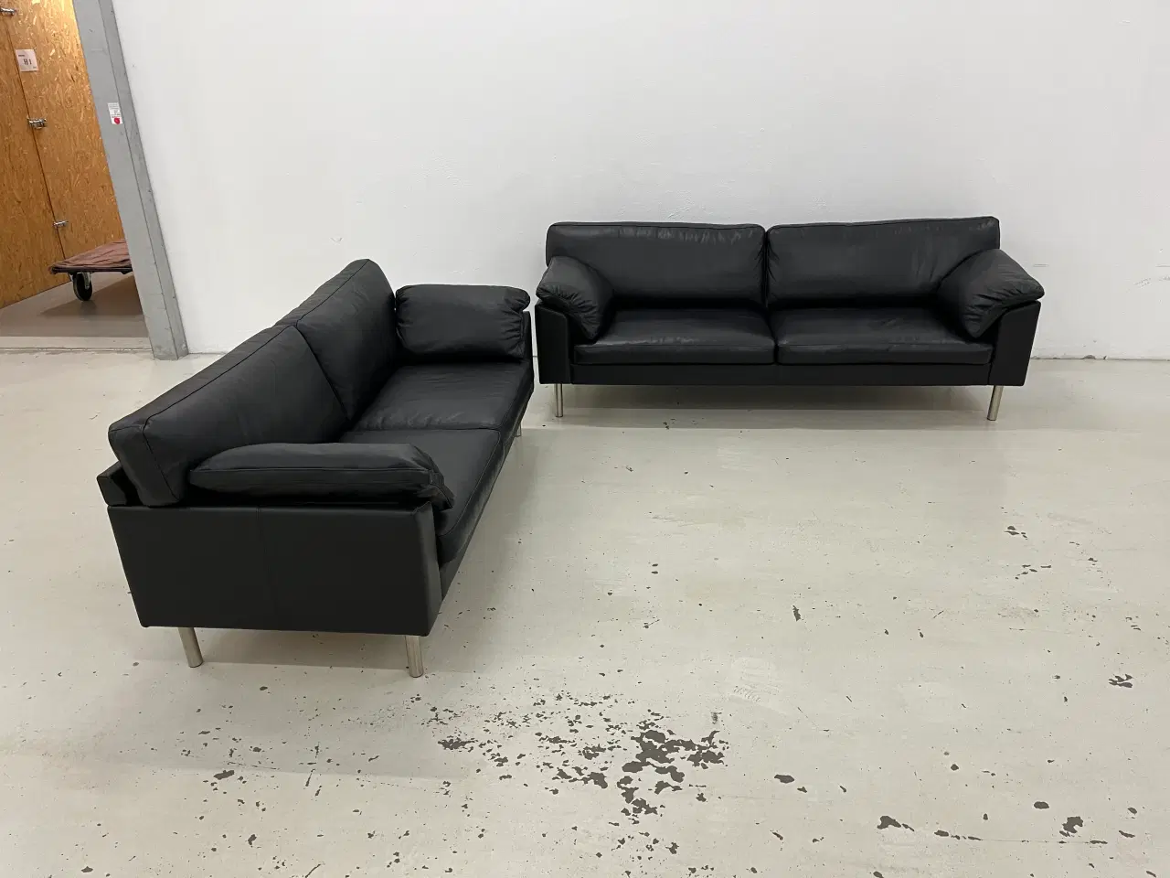 Billede 3 - Skalma Palermo 3+2,5 Pers.Sofagruppe i sort læder.