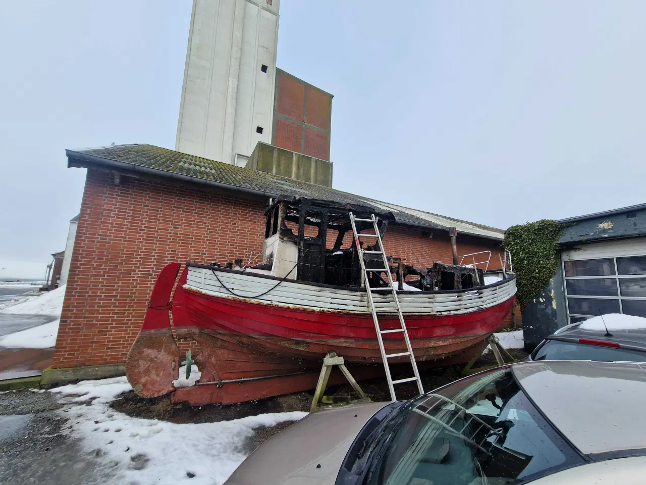 Billede 1 - Gratis Bådmotor Mercedes 63Hk med gear