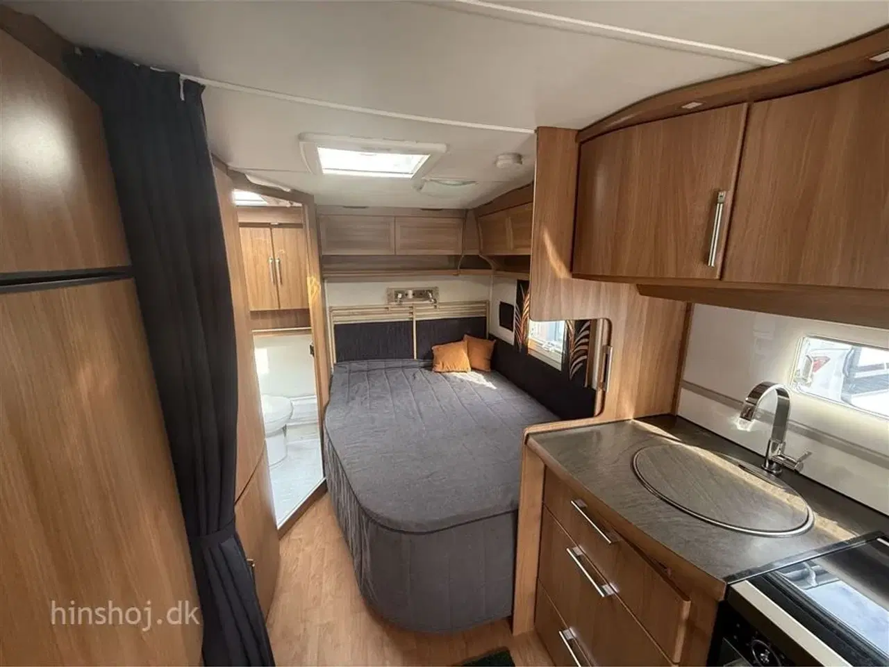 Billede 10 - 2011 - Kabe Royal 520 XL KS   Lækker Vintervogn fra Svenske Kabe med  fransk dobbeltseng fra Hinshøj Caravan