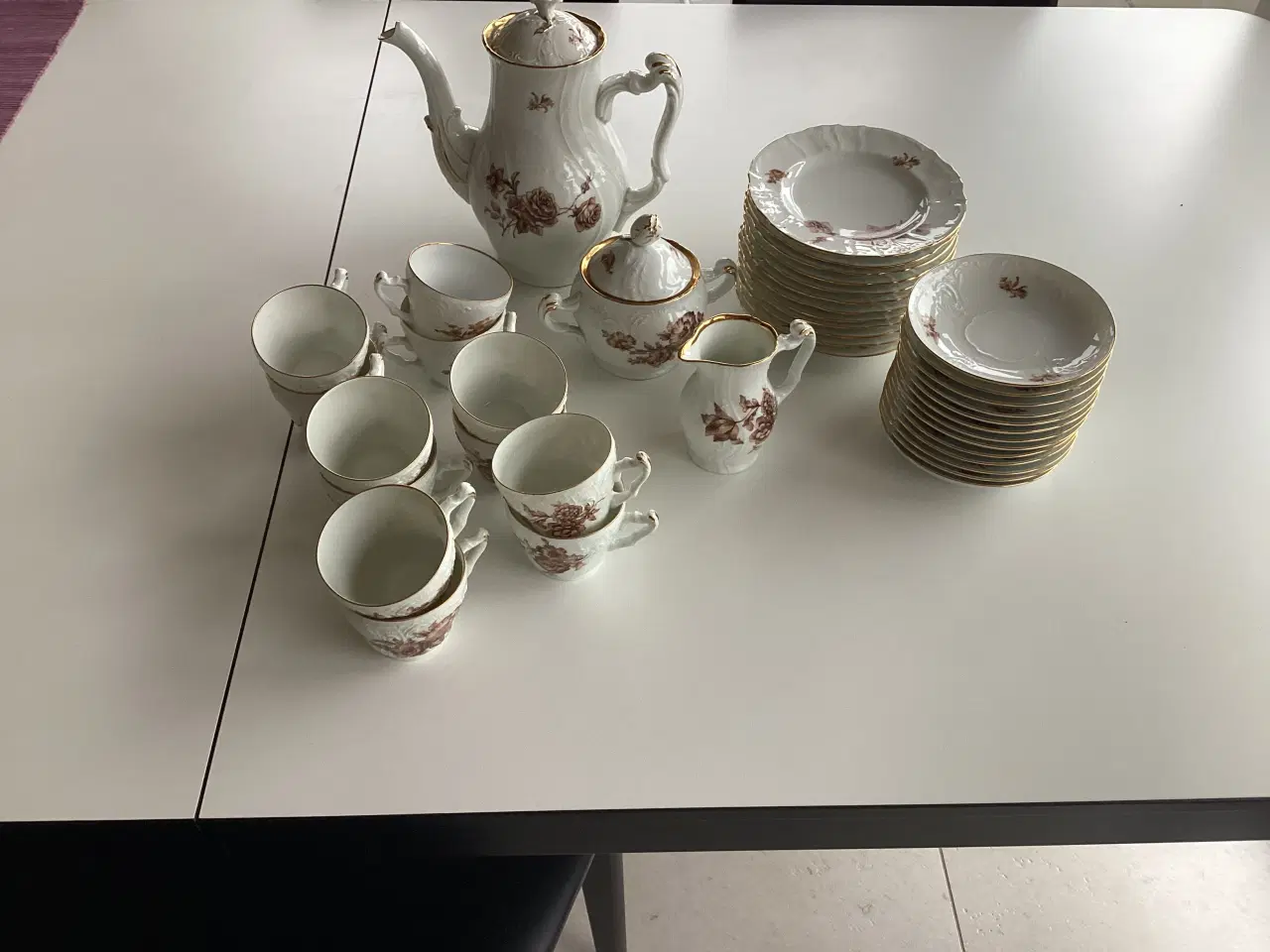 Billede 1 - Porcelæn kaffestel 12 personer Schlaggenwald(33)