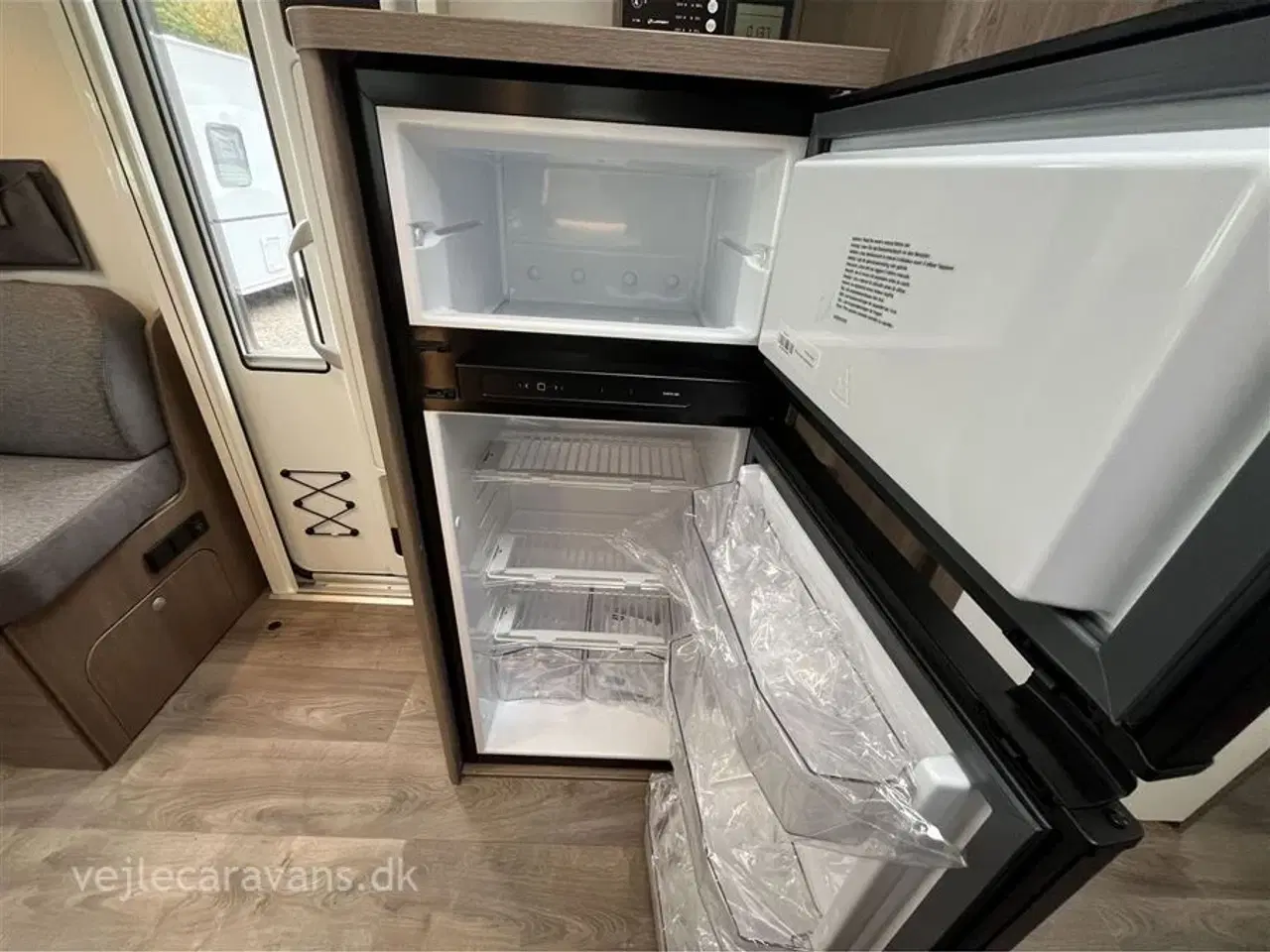 Billede 14 - 2026 - Carado T 449