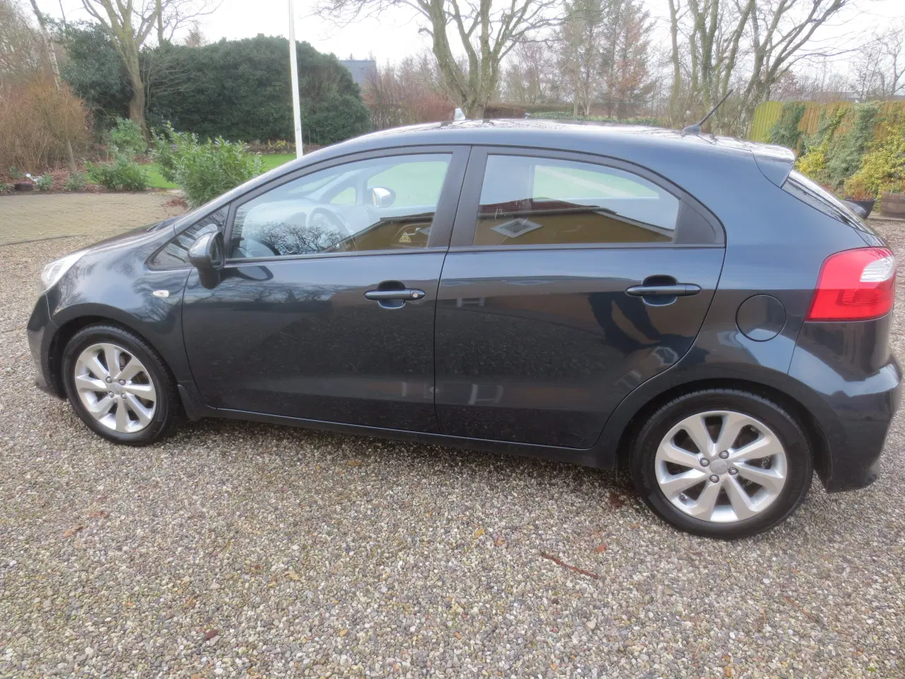 Billede 10 - Kia Rio 1.4 i Årg 2015 Nysynet.