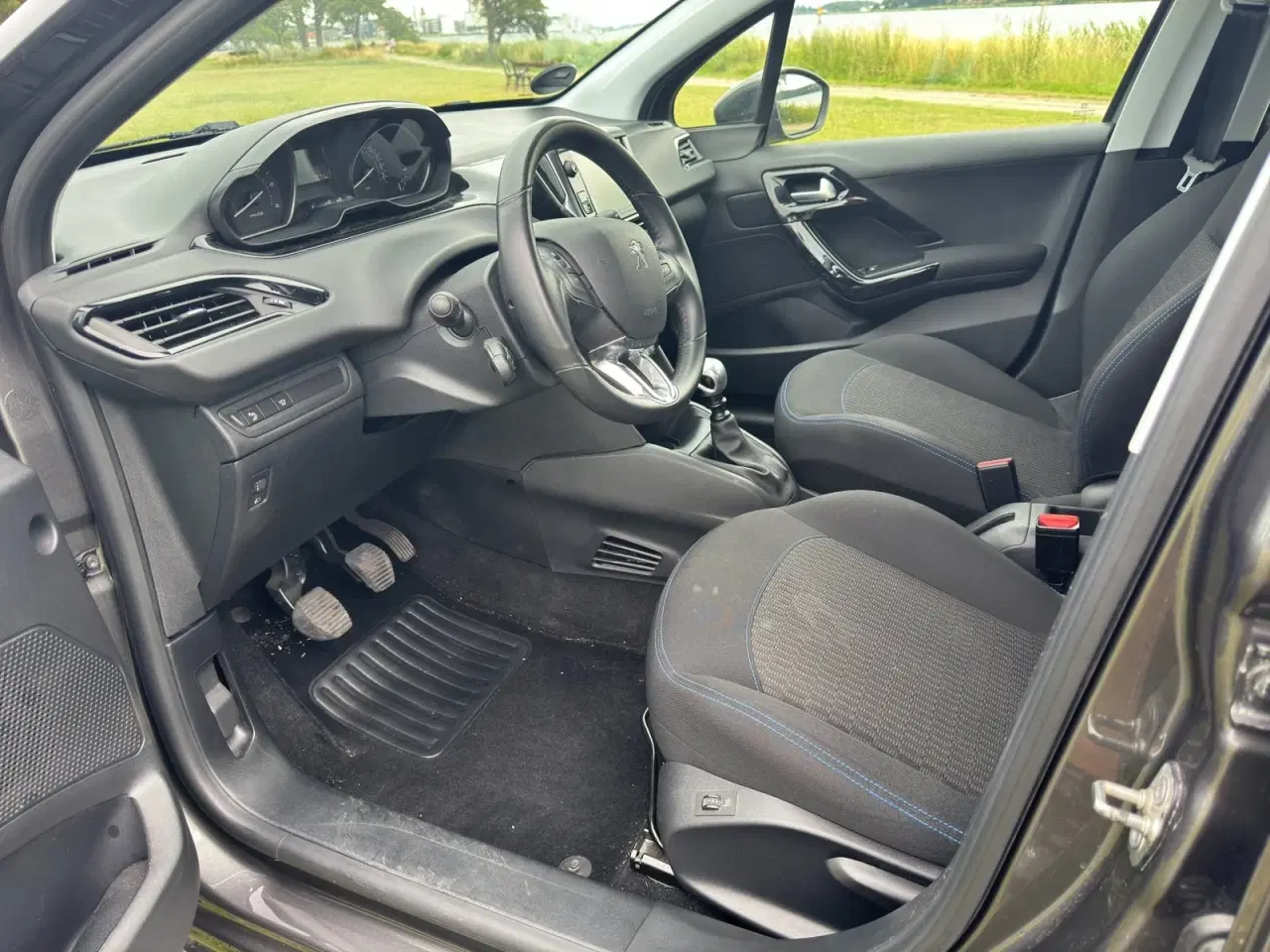 Billede 9 - Peugeot 208 1,5 BlueHDi 100 Like Sky