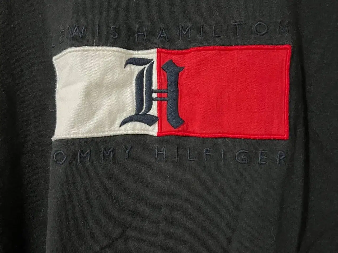 Billede 2 - Tommy Hilfiger x Lewis Hamilton T-shirt – Str. L