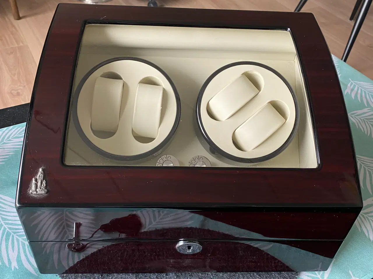 Billede 4 - En ikke-fungerende ur optrækker med plads til 10ur