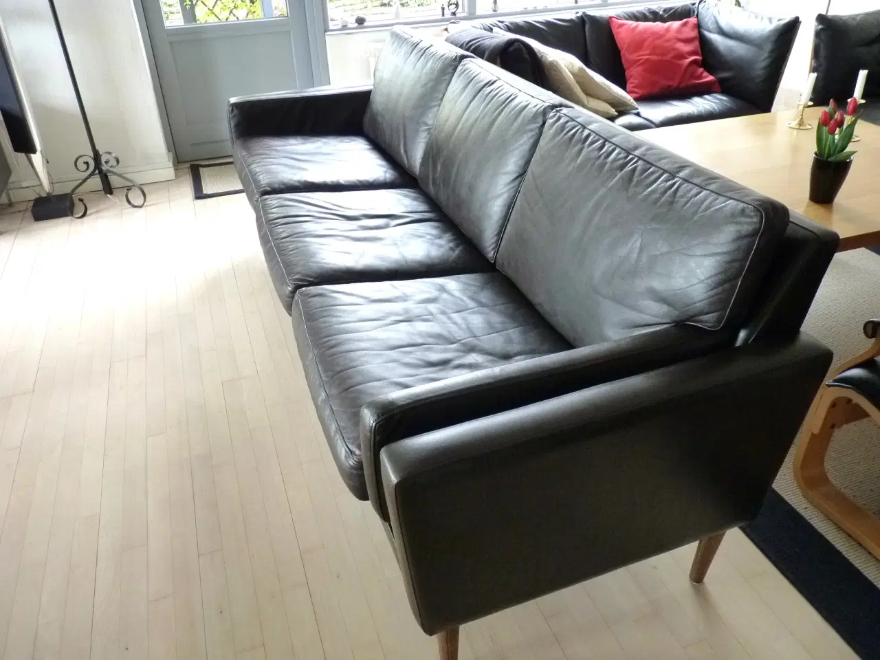 Billede 3 - 3 personers lædersofa, mørkebrun, velholdt.