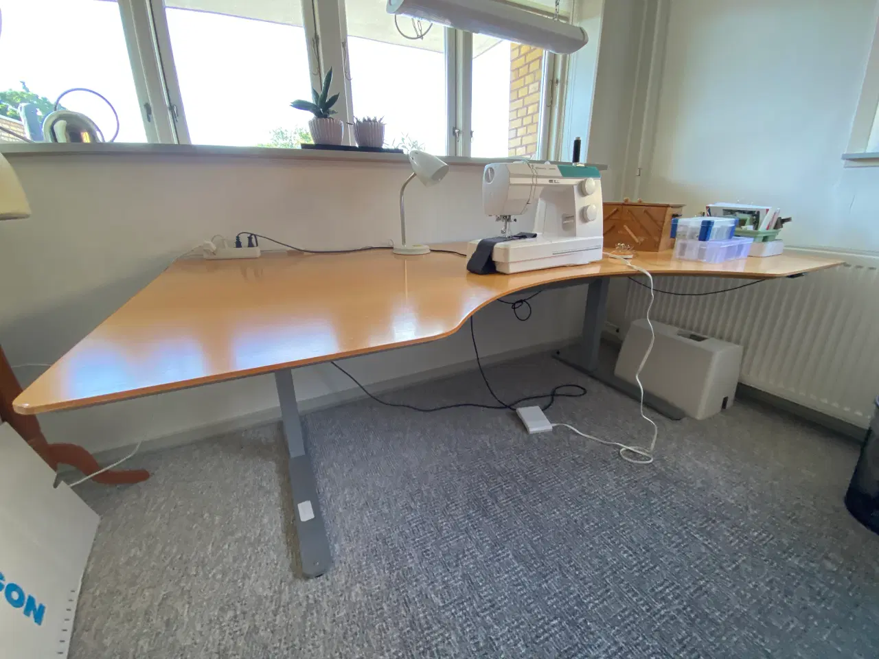 Billede 1 - Solidt Linak Hæve/sænkebord