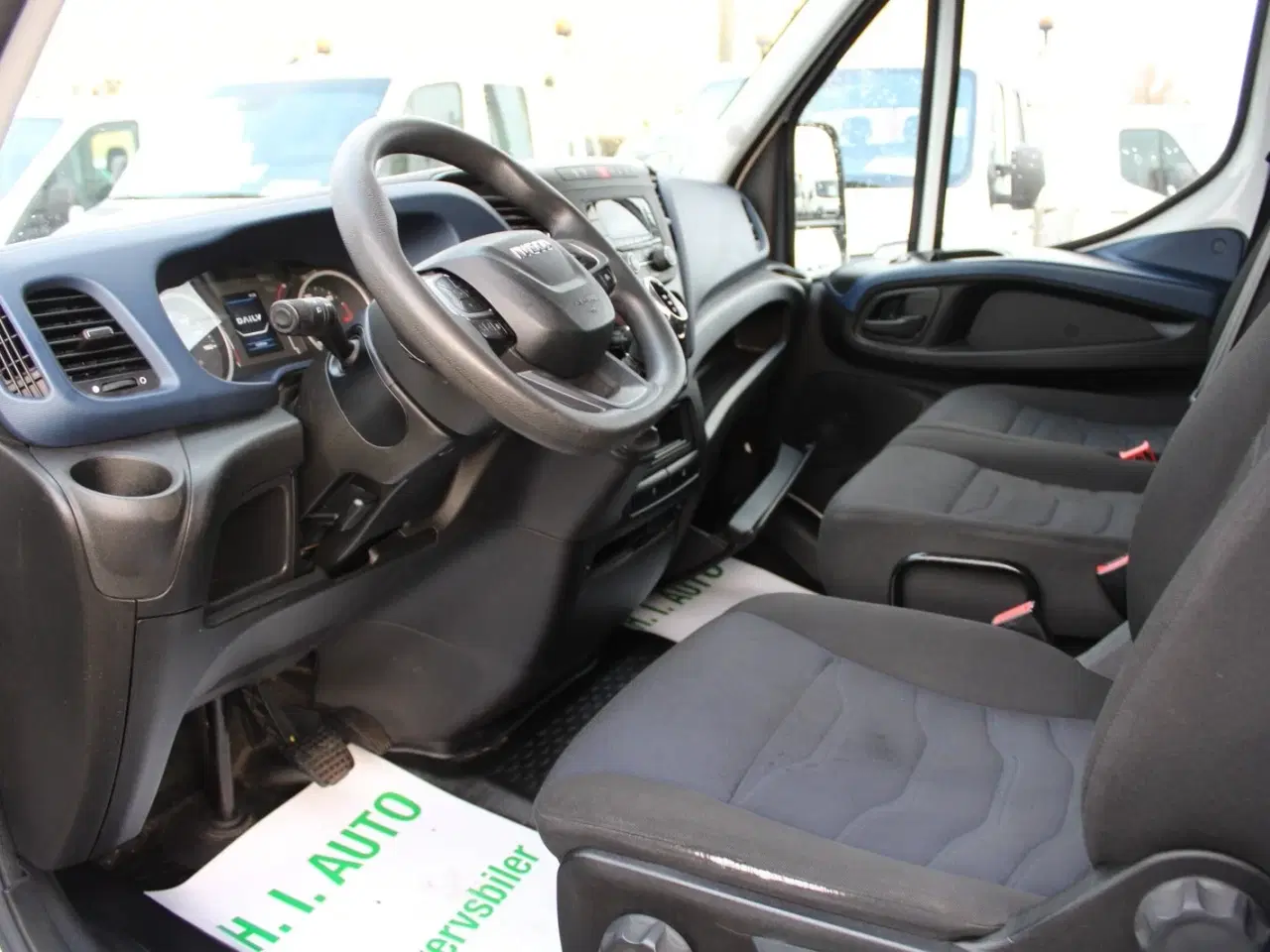 Billede 3 - Iveco Daily 2,3 35S14 Alukasse m/lift AG8