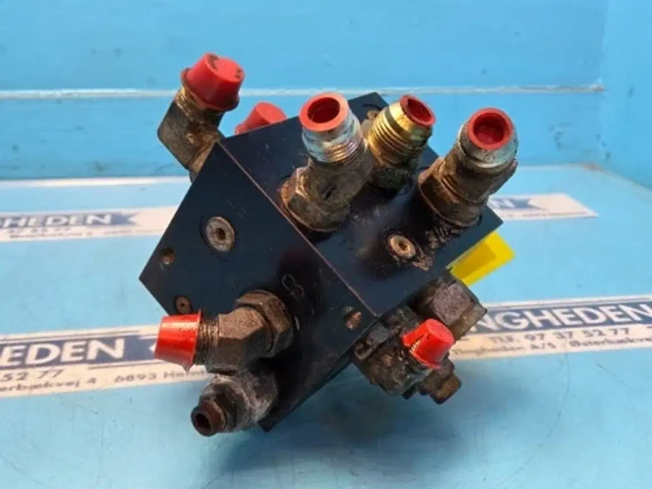 Billede 10 - MacDon D60 Hydraulikventil 133318