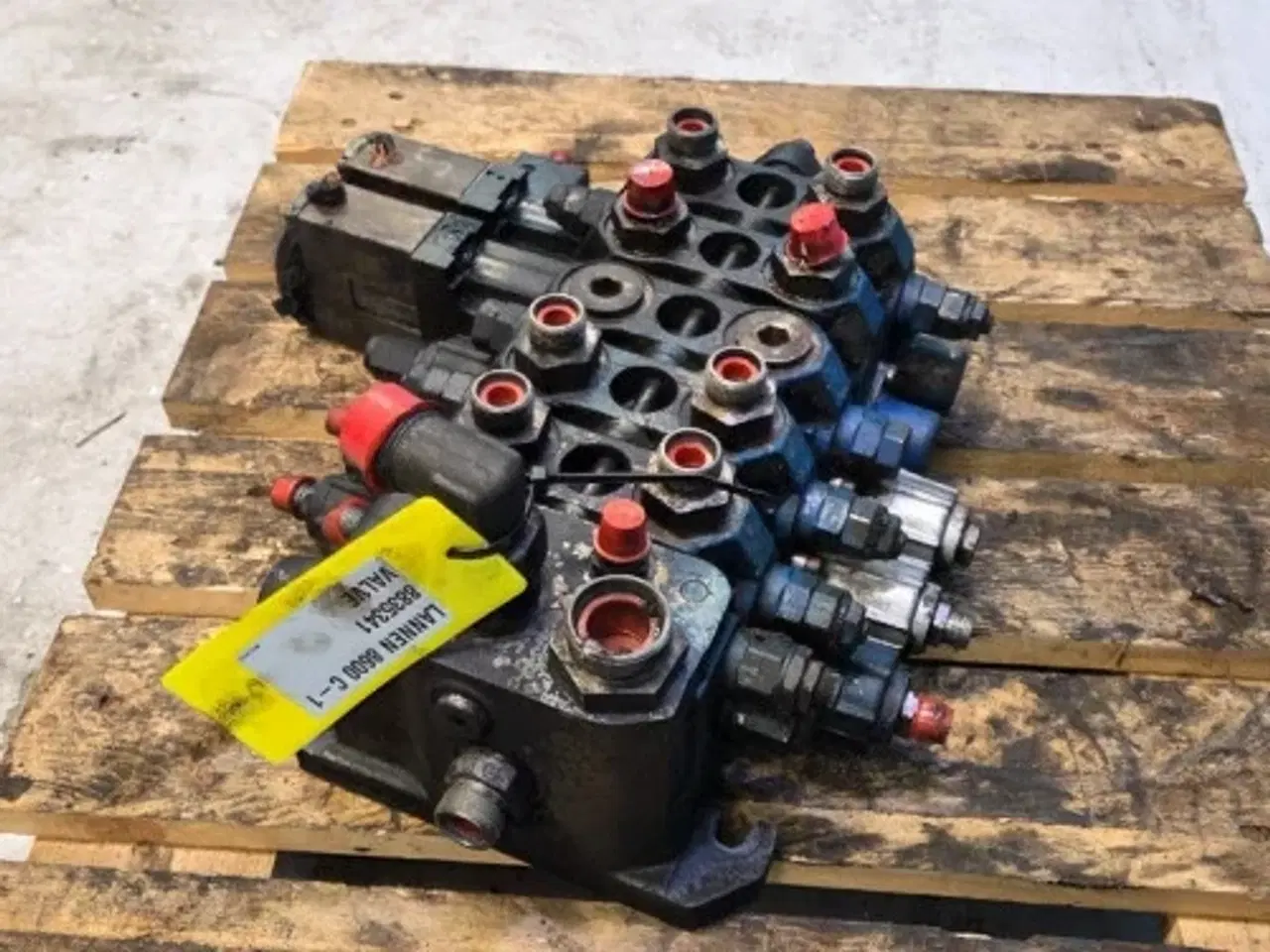 Billede 14 - Lannen 8600C Hydraulikventil 8835341