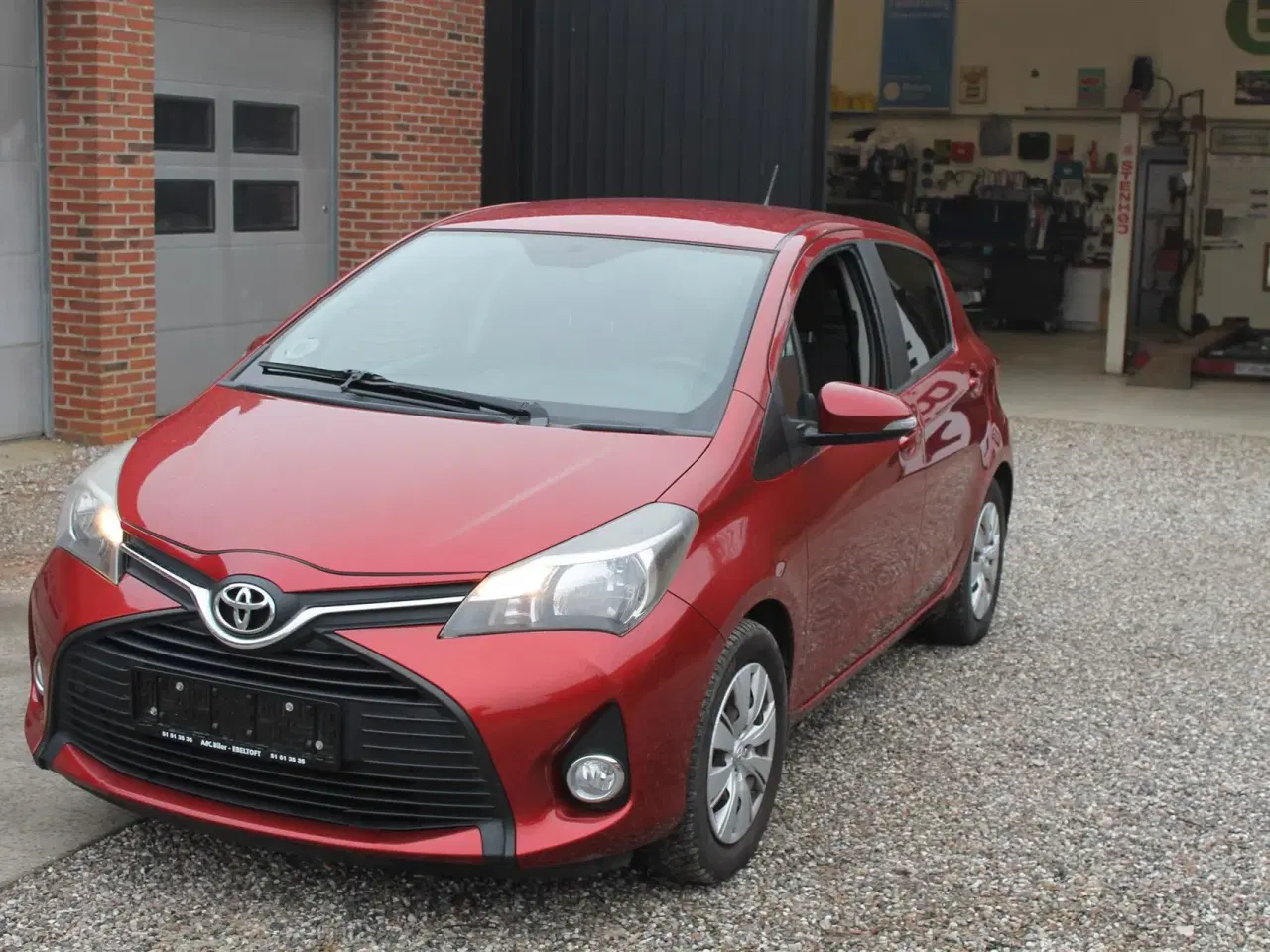 Billede 1 - Toyota Yaris 1,0 VVT-I T1 Style Air 69HK 5d