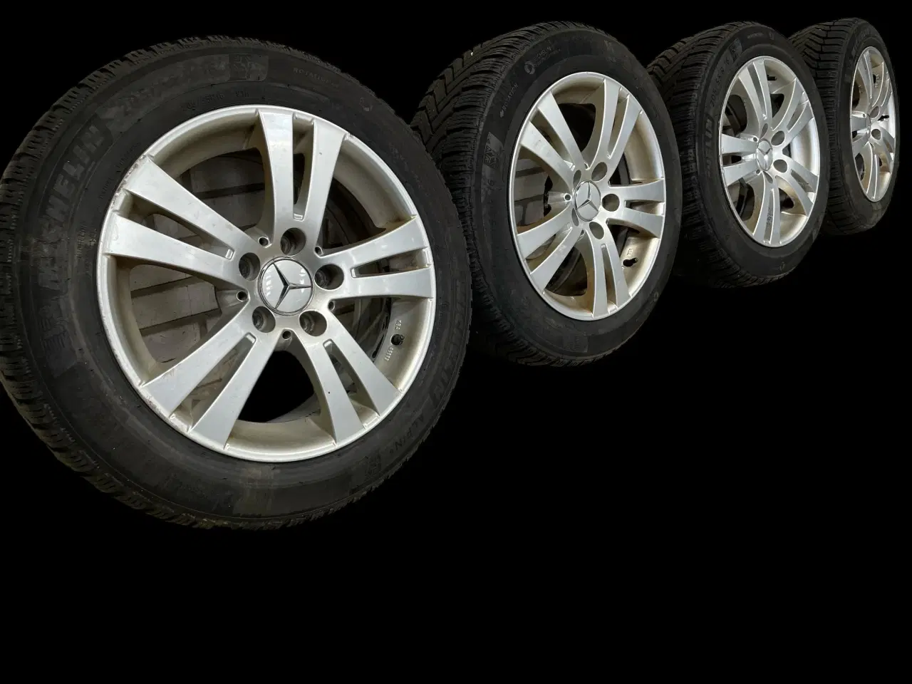 Billede 1 - 16 Mercedes C klasse 205/55r16 Ref.180 vinter