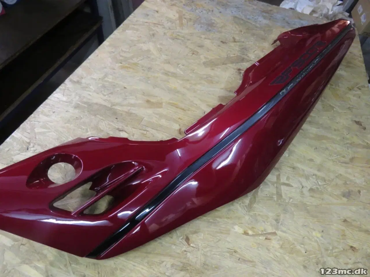 Billede 2 - Venstre bagkåbe, Suzuki RF900R