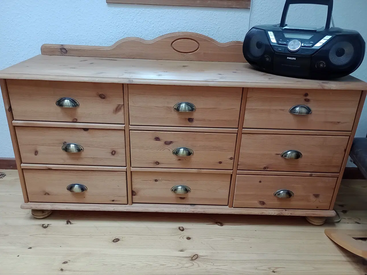 Billede 1 - Lys kommode med 9 skuffer 