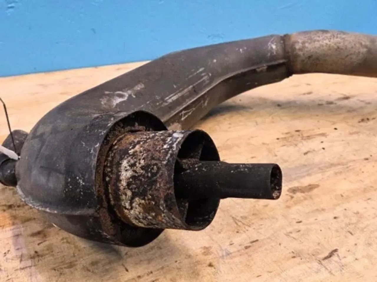 Billede 9 - Massey Ferguson 6290 Udstøtningsrør 3781076M2