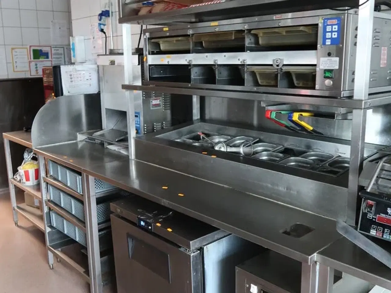 Billede 1 - Rustfri stålbord med køleenhed uden varmeskab