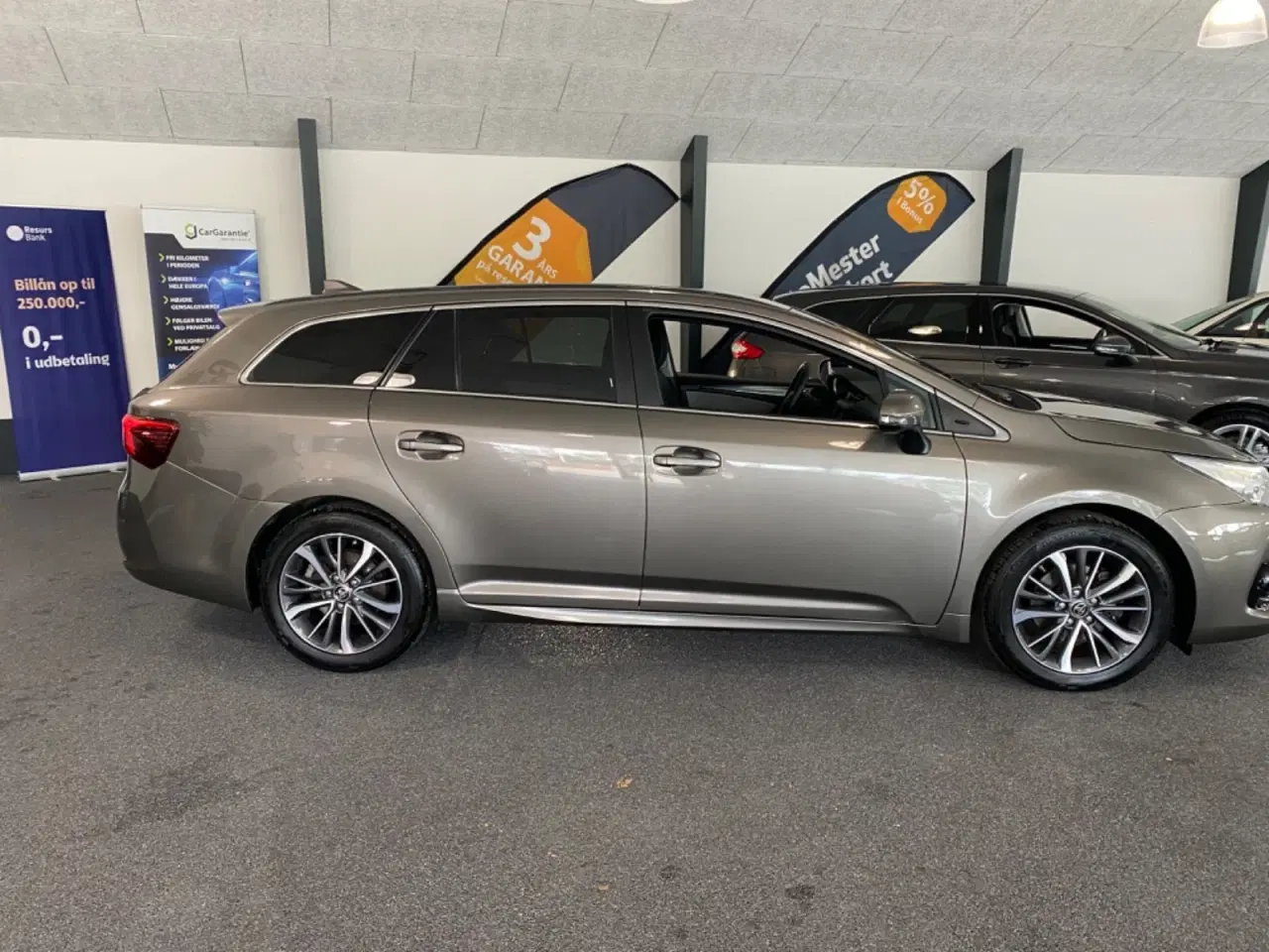 Billede 4 - Toyota Avensis 1,8 VVT-i T2 Premium Touring Sports