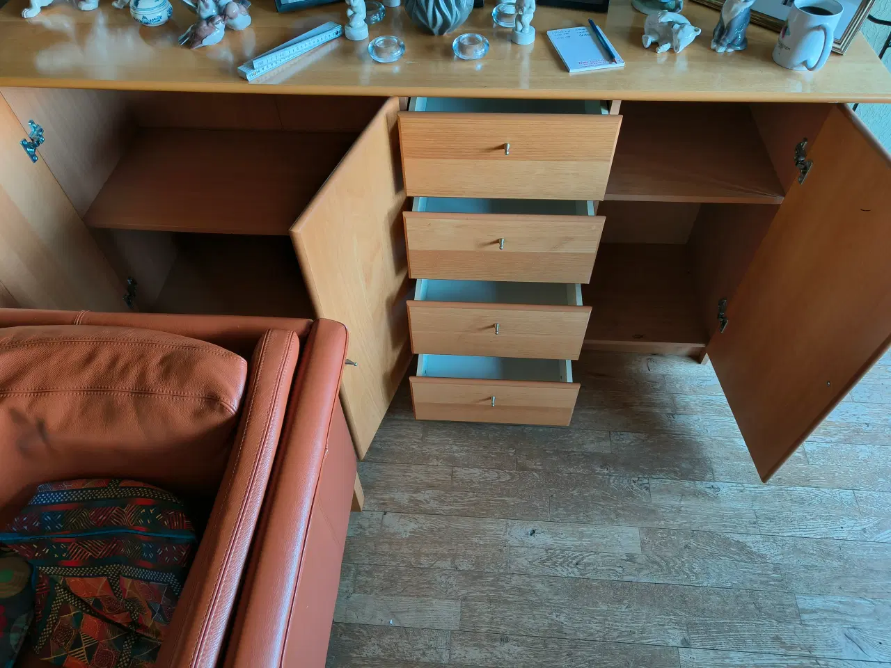 Billede 2 - Skænk i bøge finer