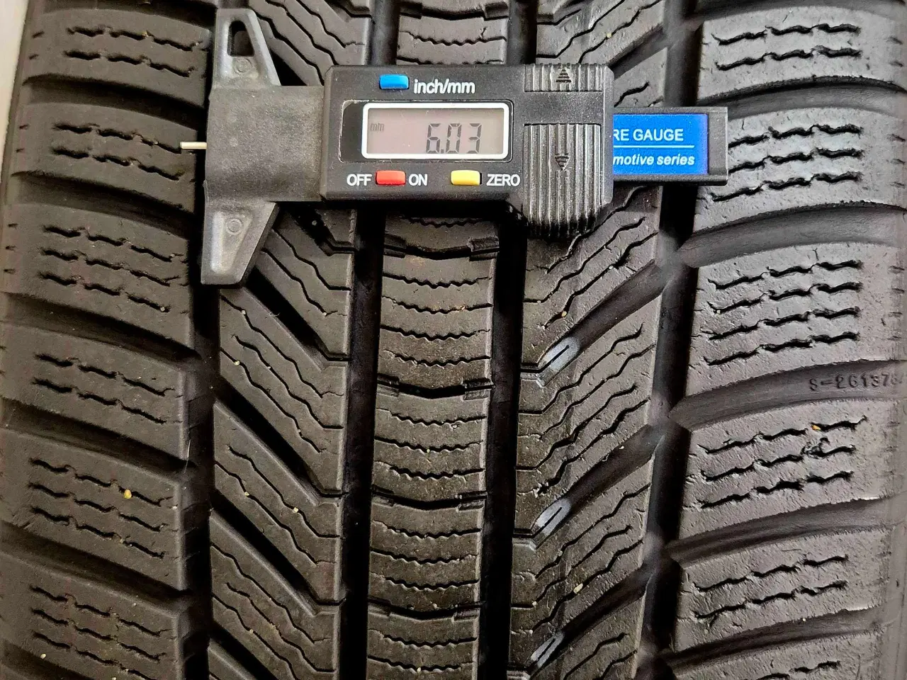 Billede 4 - VOLVO ORIGINAL ALUFÆLGE MED VINTERDÆK