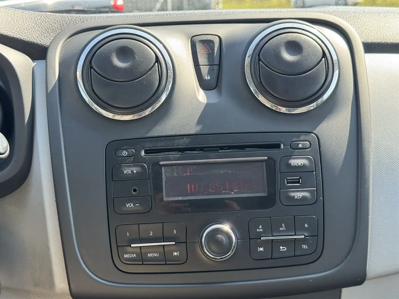 Billede 14 - Dacia Sandero 1,5 DCi Ambiance 75HK 5d