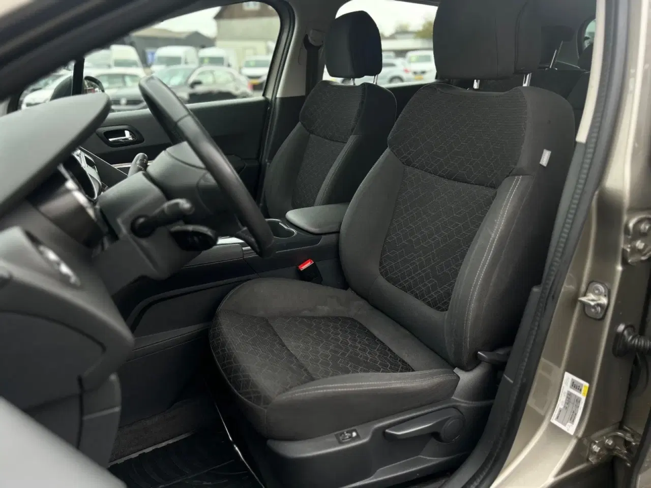 Billede 5 - Peugeot 3008 1,6 HDi 114 Active