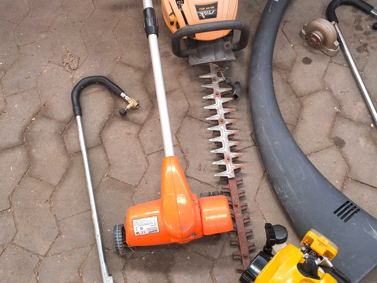 Billede 2 - Stort værktøjsparti m/ værktøj, inventar, maskiner