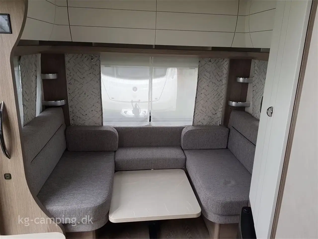Billede 5 - 2024 - Hobby On Tour 460 DL   2024 model af denne populære rejsevogn med enkeltsenge. Kan opvejes til 1500 KG.