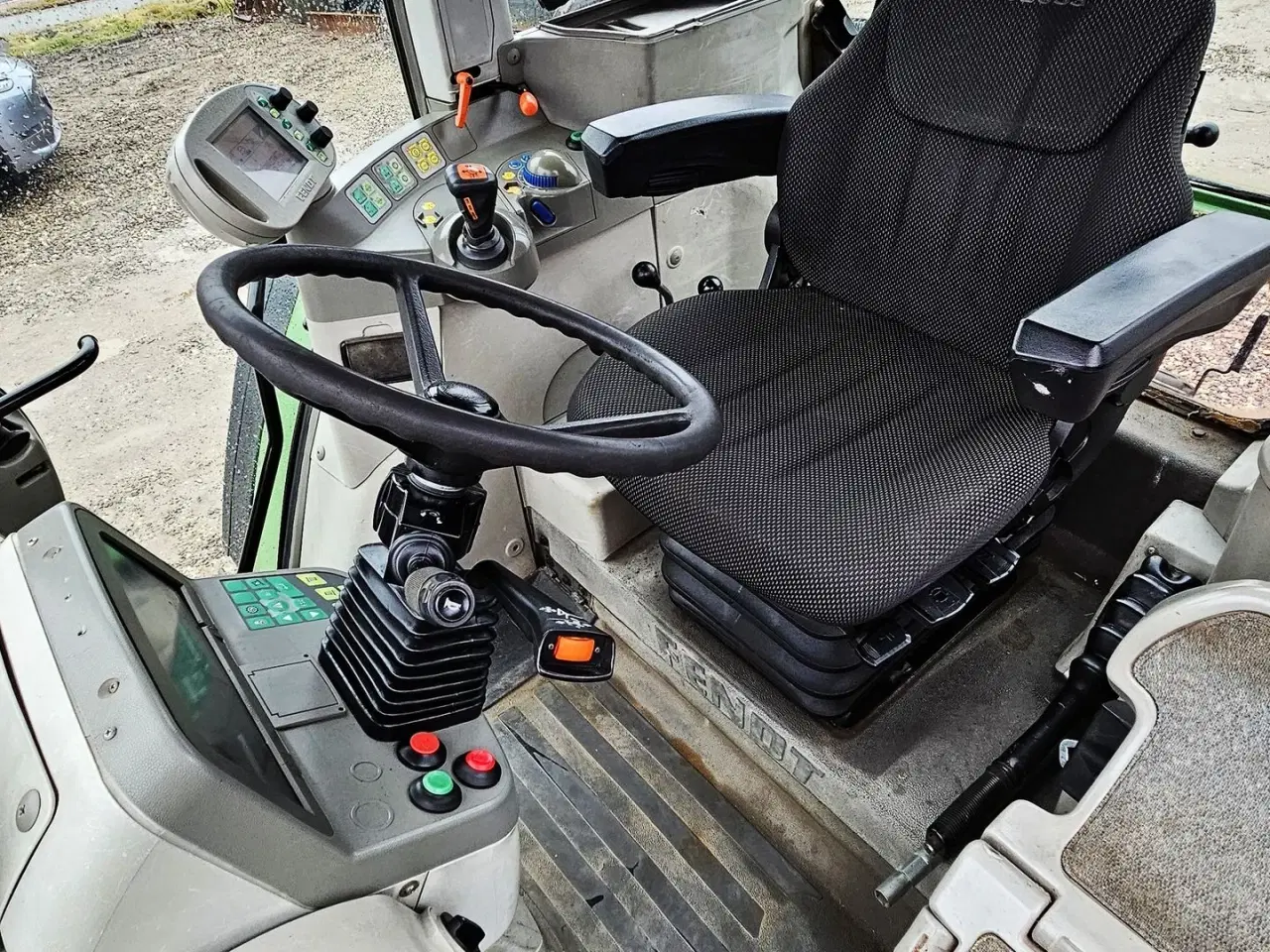 Billede 13 - Fendt 410 / Vario / frontlift mv. / 12.000 timer