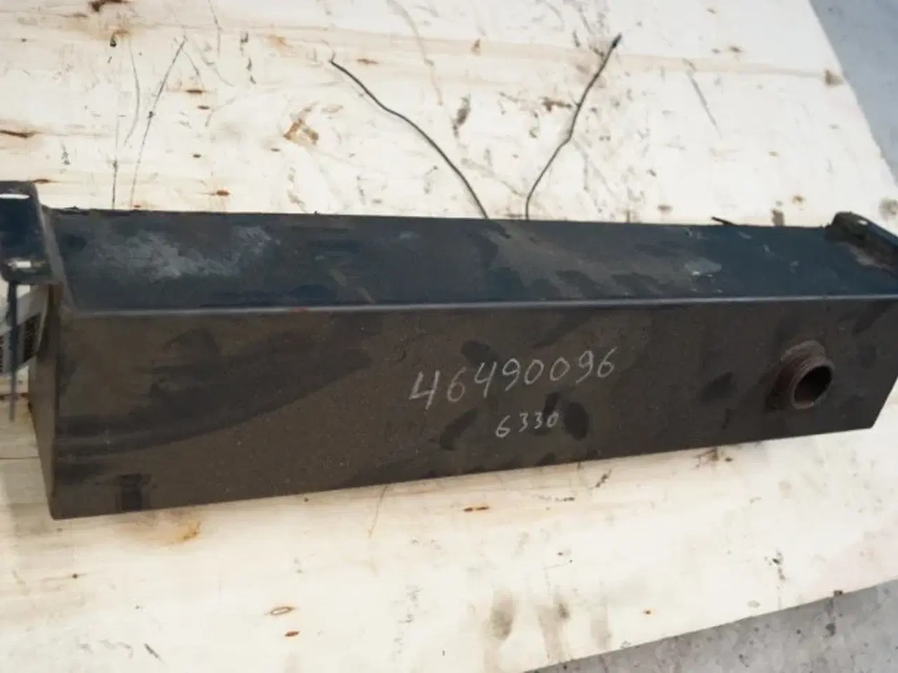 Billede 2 - Fendt 6330 Ekspansionsbeholder 46490096