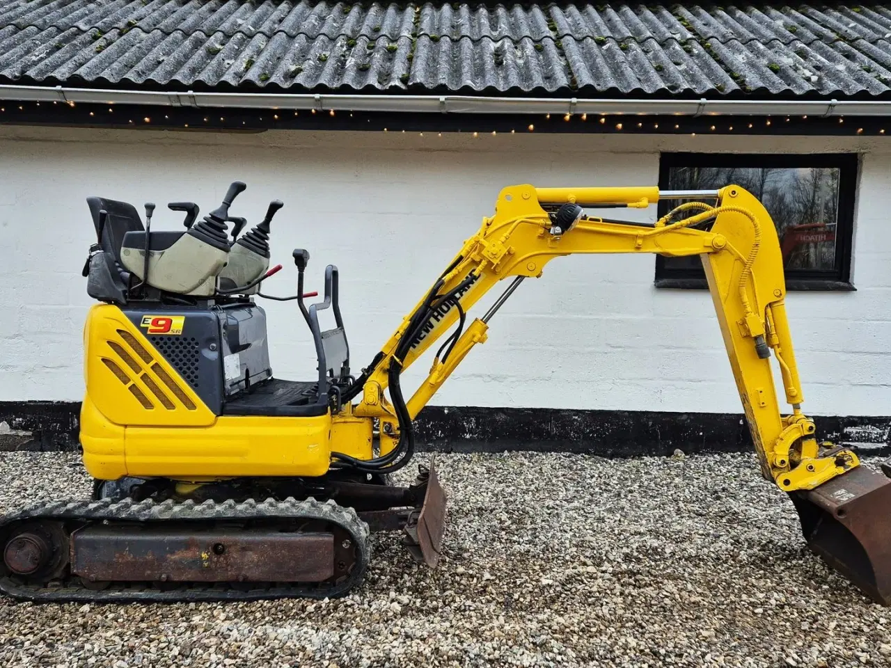 Billede 2 - New Holland E9 SR / 2900 timer / med skovlsæt / pæn stand