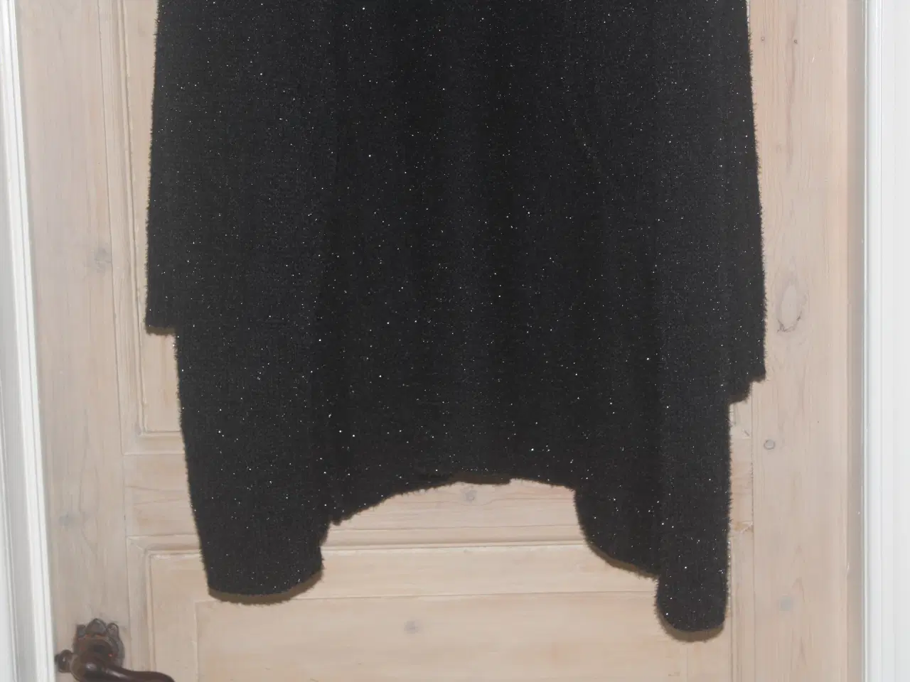 Billede 3 - Cardigan strik med glimmer Junarose str. M