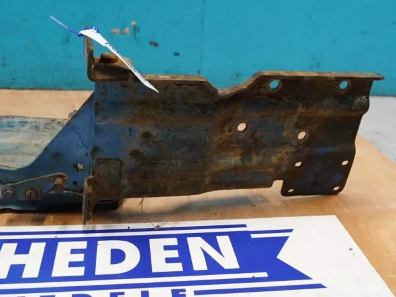 Billede 3 - Ford 4000 Batterikasse 