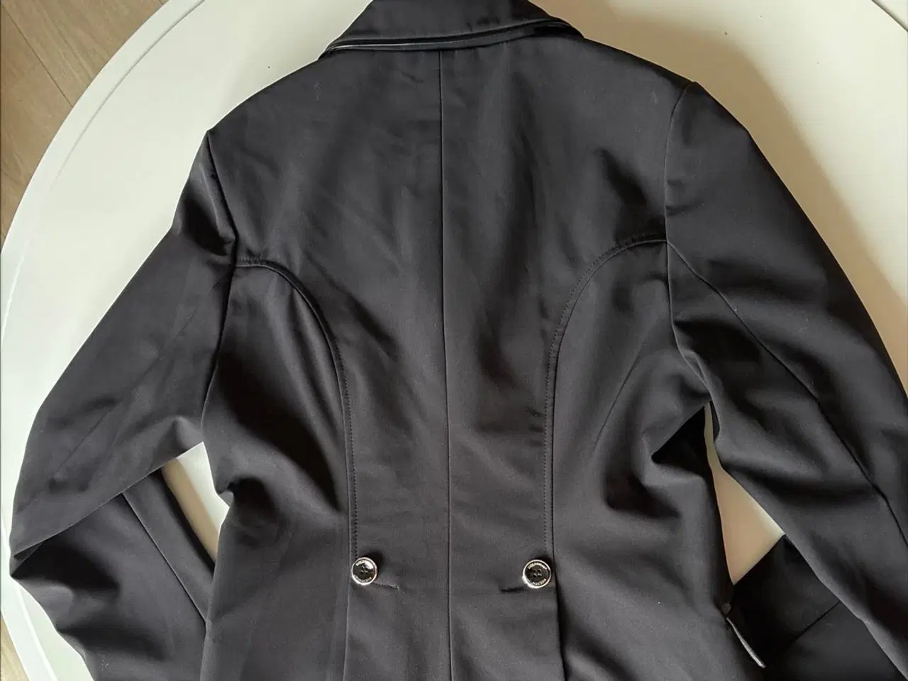 Billede 3 - Flot stævnejakke fra Equipage 