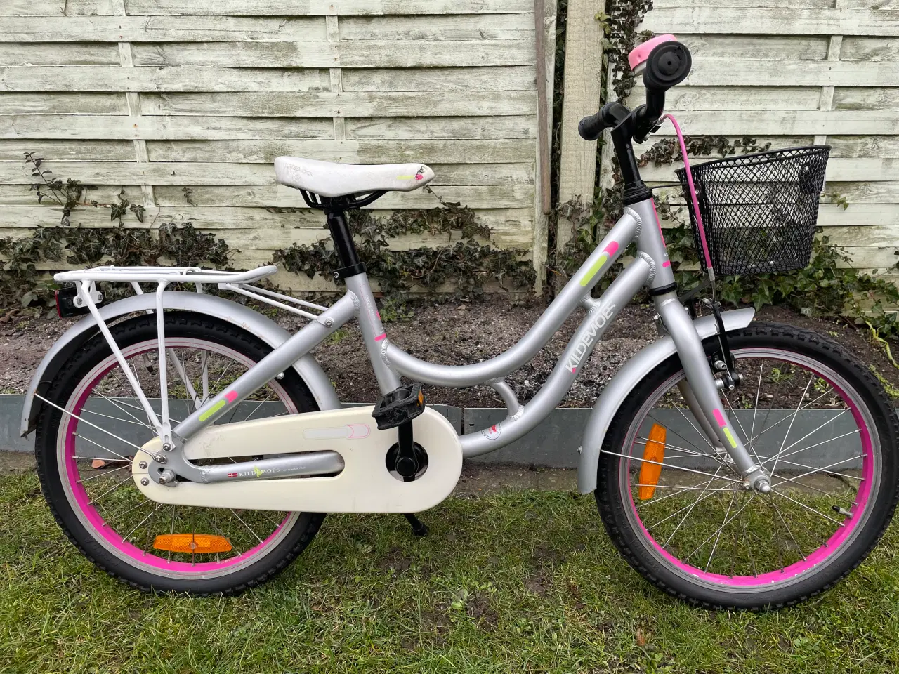 Billede 1 - Billig KILDEMOES pige cykel