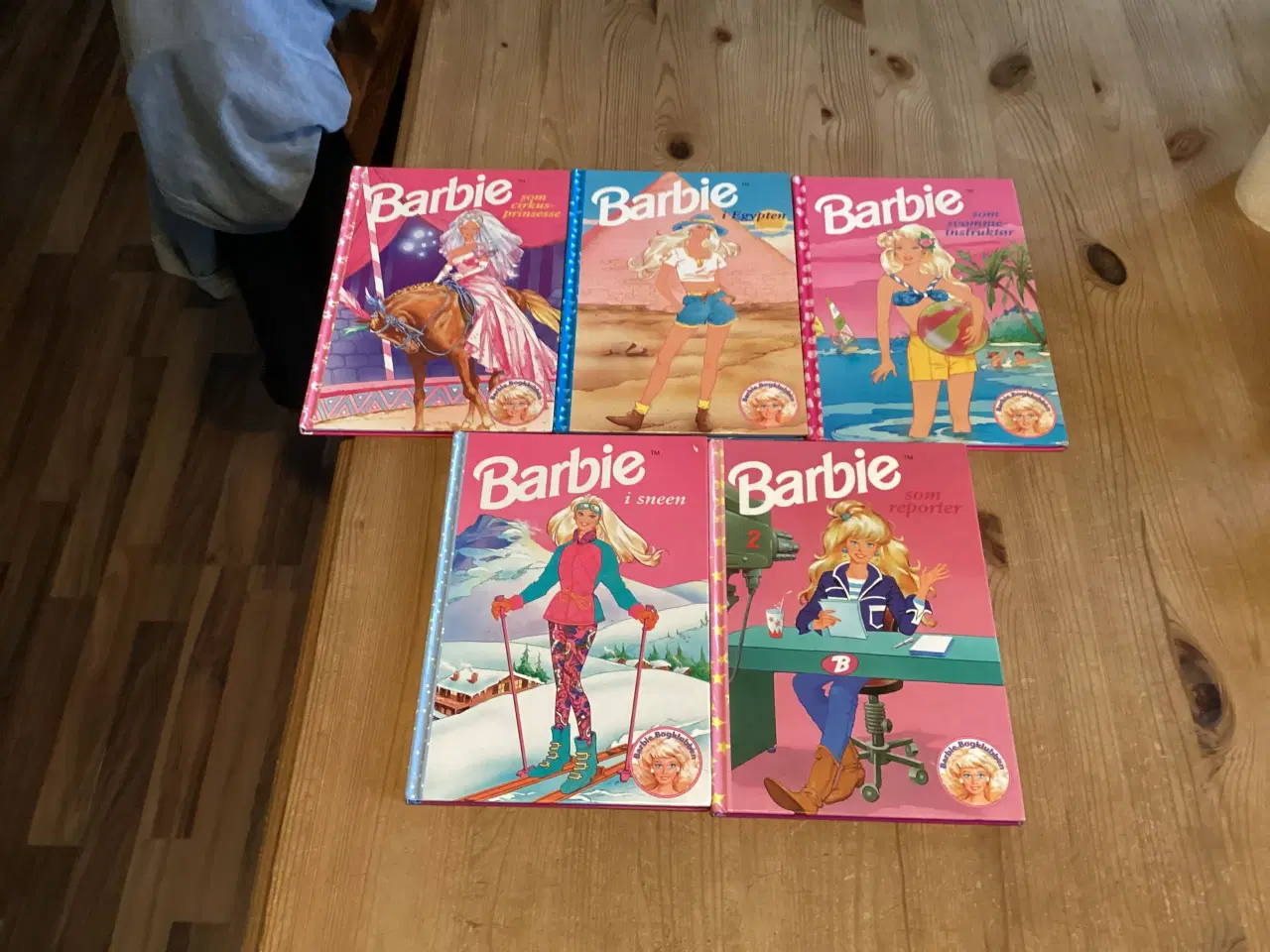 Billede 2 - Barbie Bøger, Brevpapir, DVD