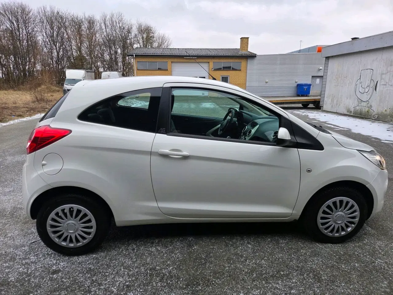 Billede 2 - Ford Ka 1,2 Trend+ 69HK 3d