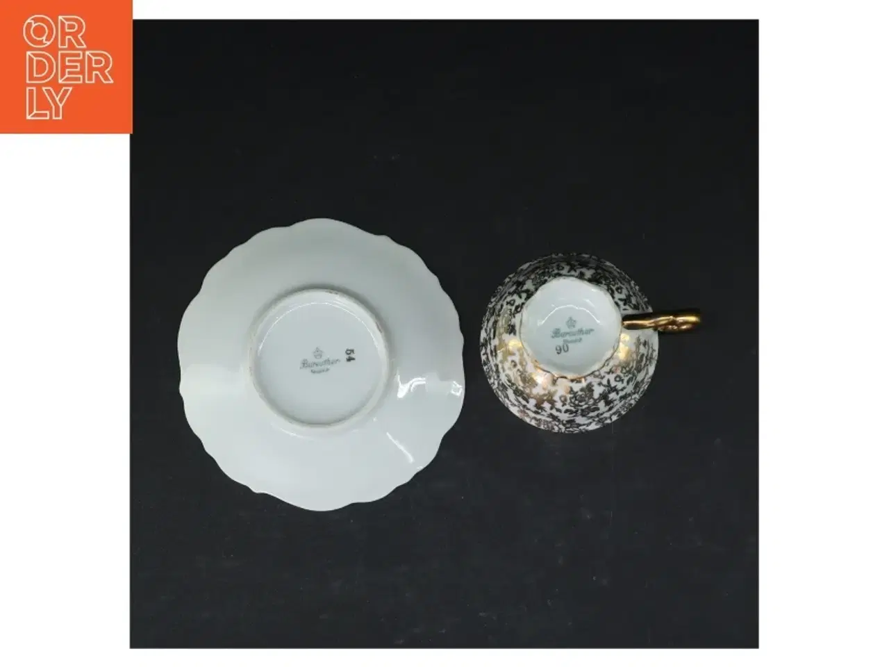 Billede 3 - Porcelænskopper og underkopper sæt fra Bareuther (str. 3 kopper. ø 7 cm. 3 tallerkner. ø. 12 cm)