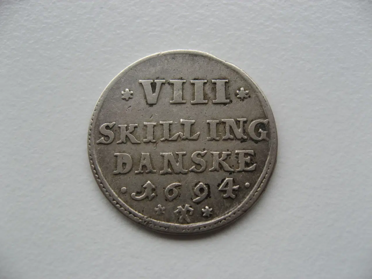 Billede 1 - Flot VIII Skilling 1694, Gluckstadt