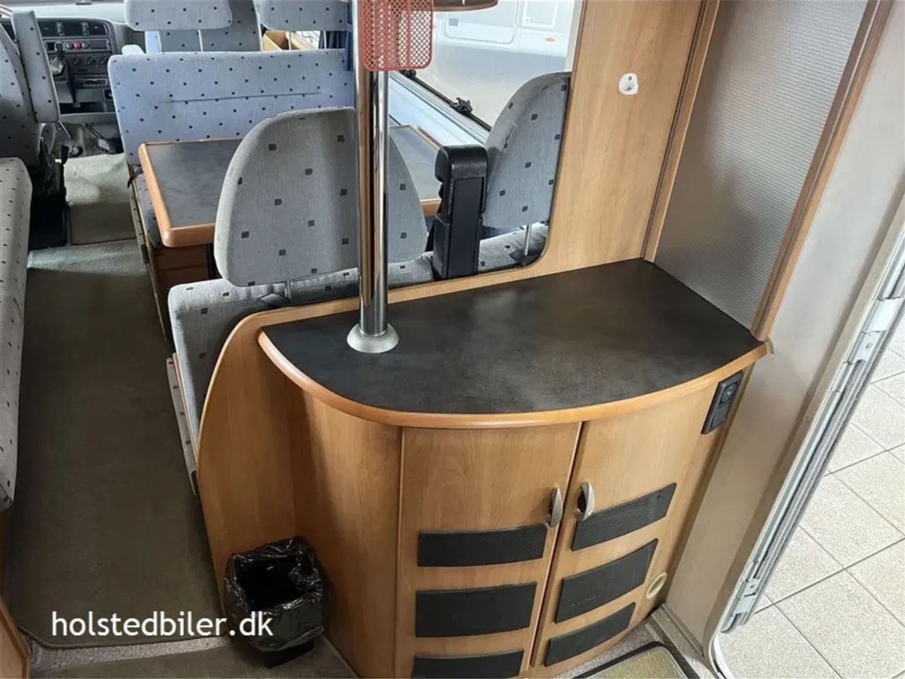 Billede 14 - 2001 - Hymer B Klasse 544   6 seler - engros til cvr nummer
