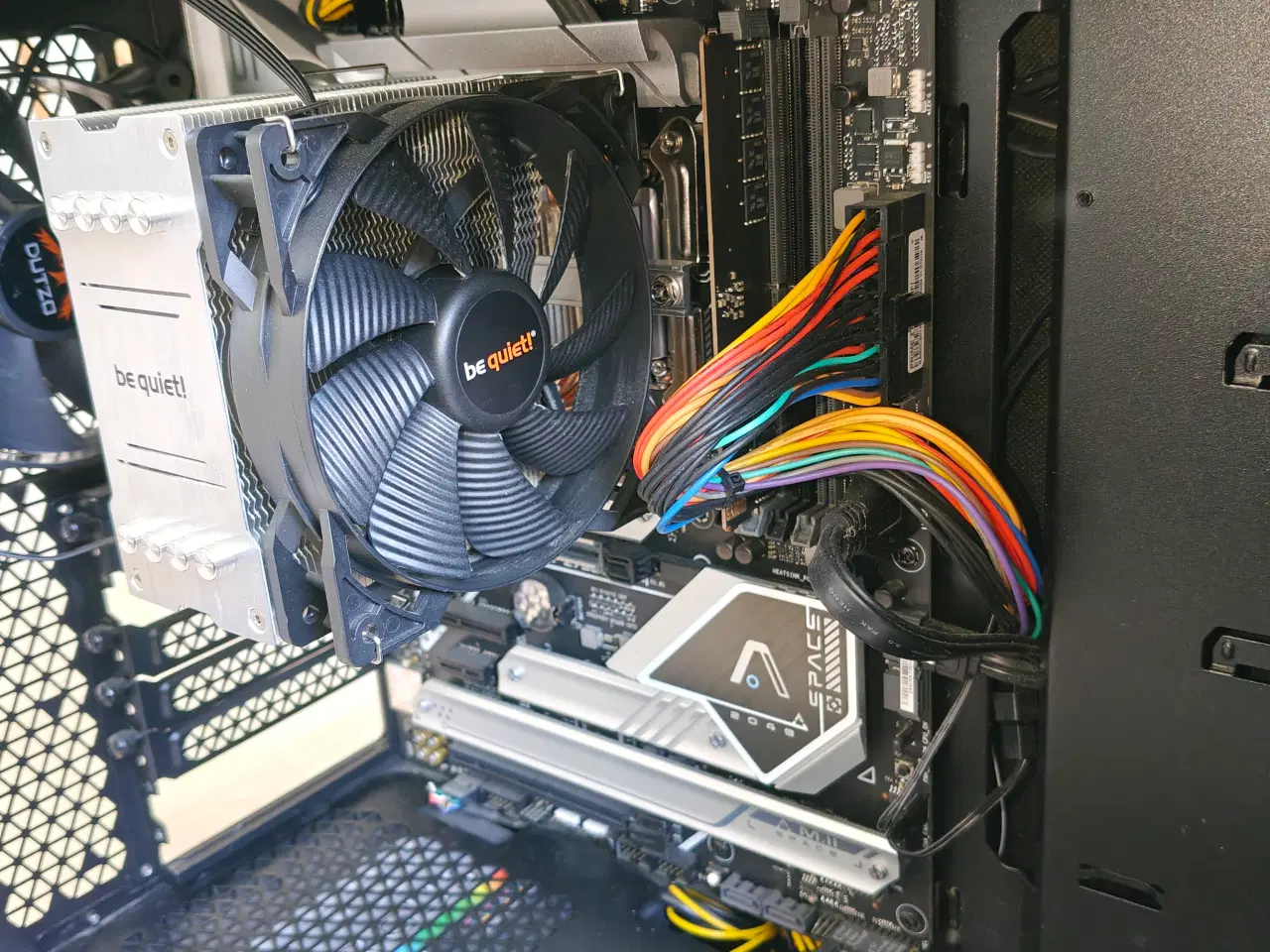 Billede 1 - Gaming PC, Intel i5 13500, GTX 1660, 32GB RAM