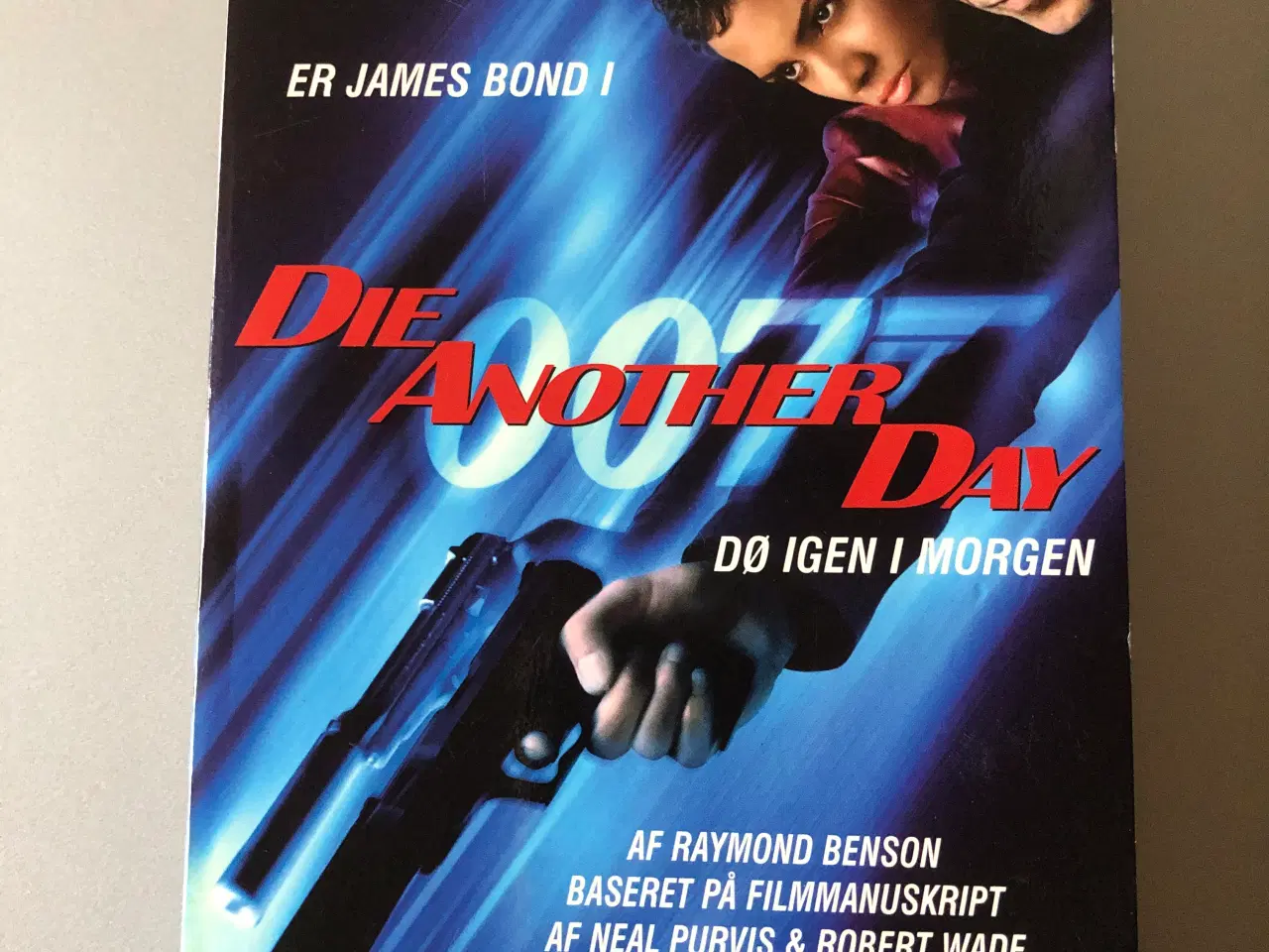 Billede 1 - Bog: Die Another Day - James Bond