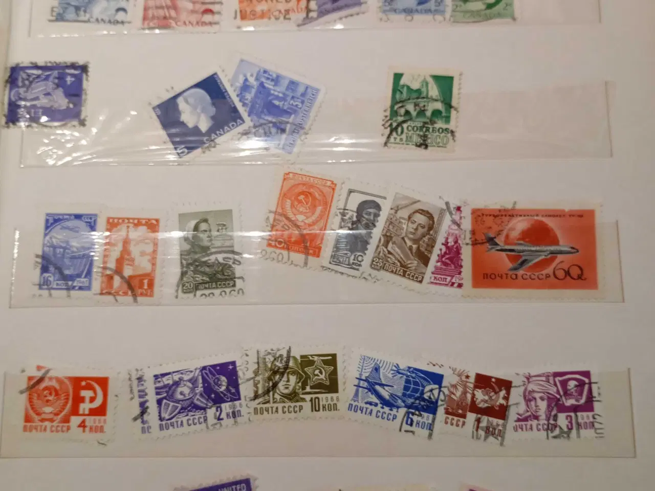 Billede 13 - Lille Stamp album m/udenlandske