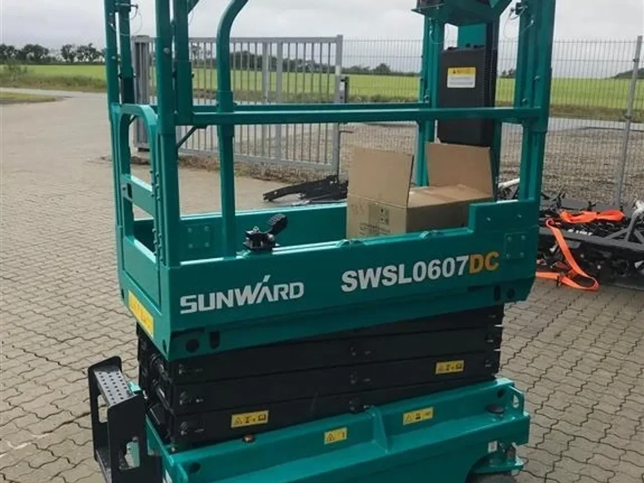 Billede 3 - Sunward Sunward 6 meter fabriksny saxlift personlift