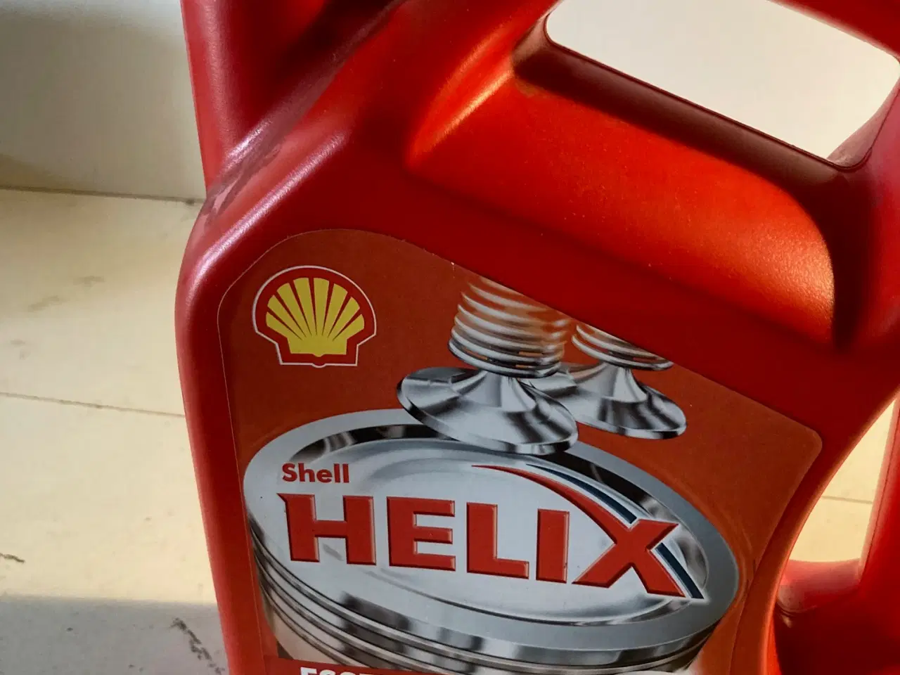 Billede 1 - Shell Helix 15W-40. 5 liter motorolie -ny & uåbnet