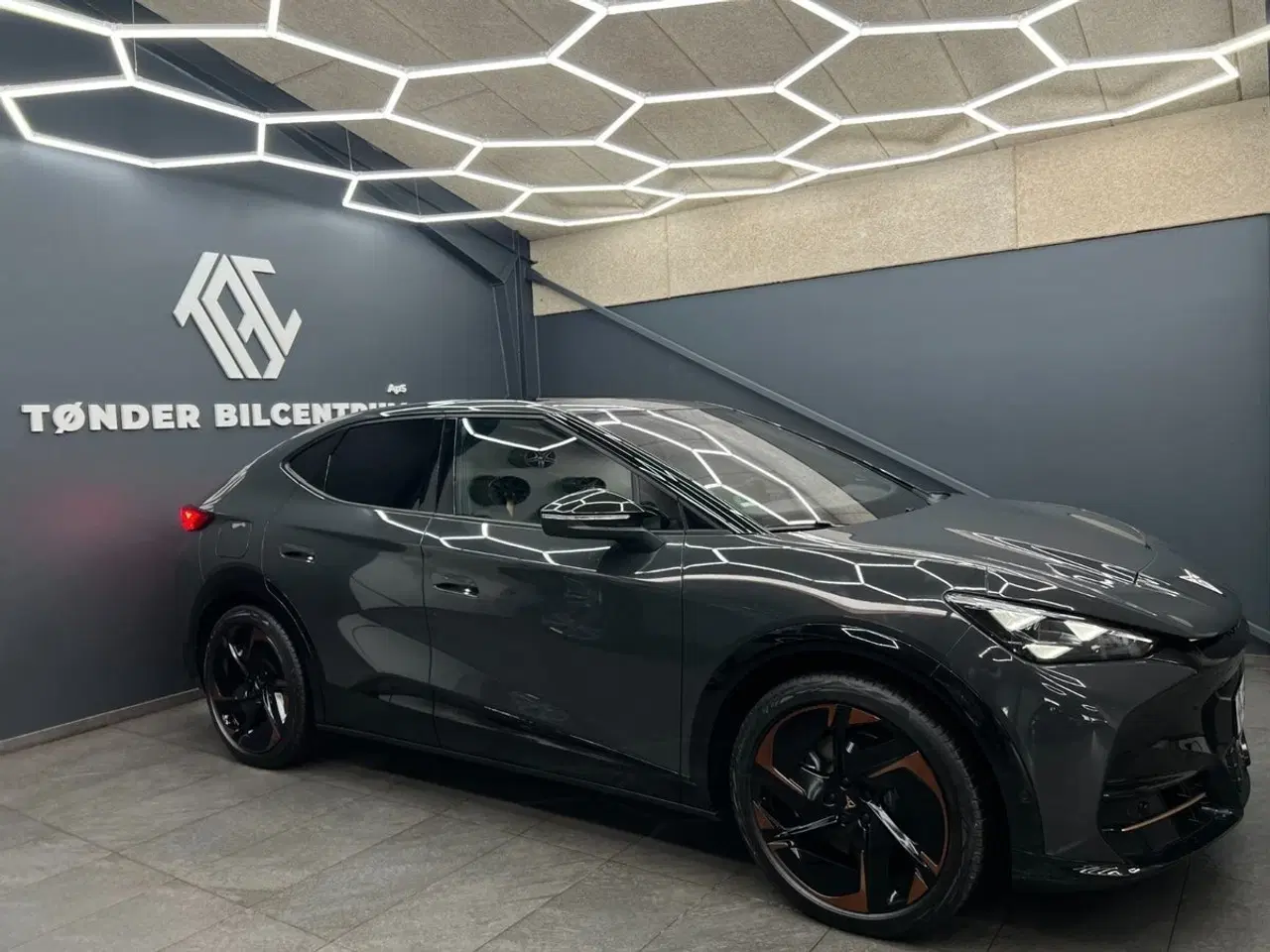 Billede 3 - Cupra Tavascan 77 VZ Adrenaline