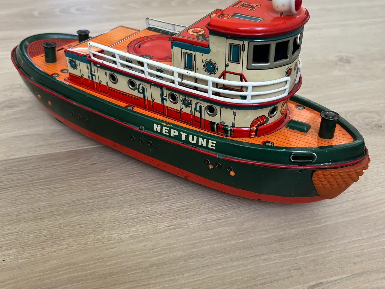 Billede 2 - Neptune" blik-slæbebåd fra Modern Toys, lavet i Ja